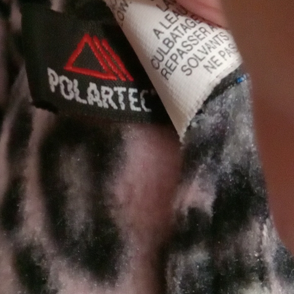 Pink leopard fleece hat - Picture 3 of 3